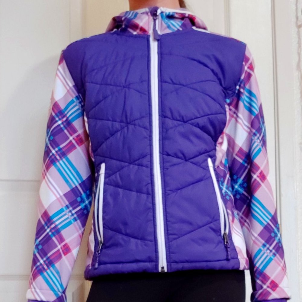 Brand New Professional Snow Jacket. Size 10-12.